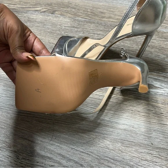 NWOB Silver Pretty Little Thing Square Toe Heel sz 9 - Picture 6 of 6